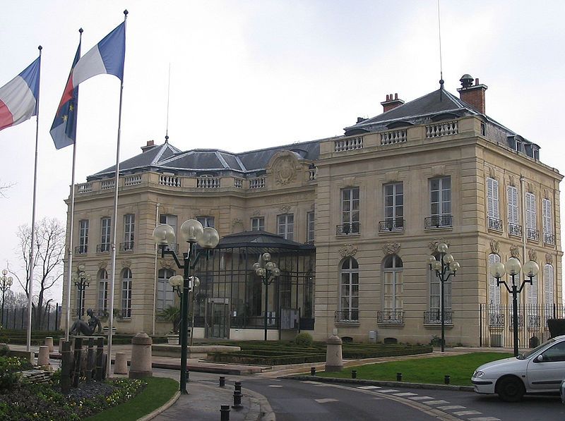 File:Mairie de Épinay-sur-Seine.jpg