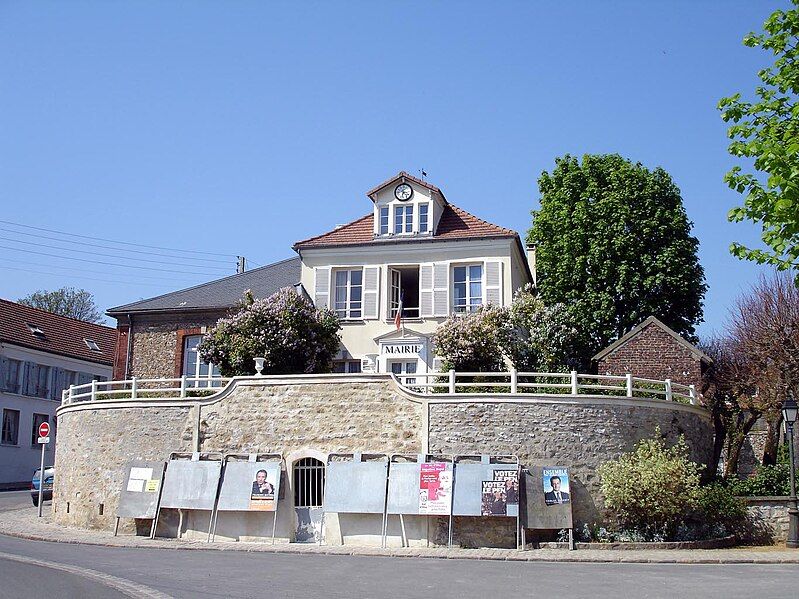 File:Mareil-en-France - Mairie.jpg