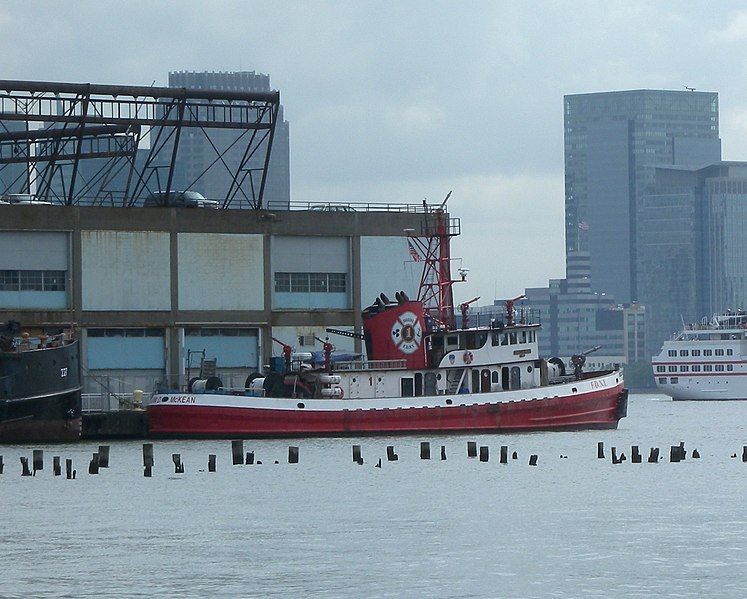 File:McKean fireboat jeh.jpg