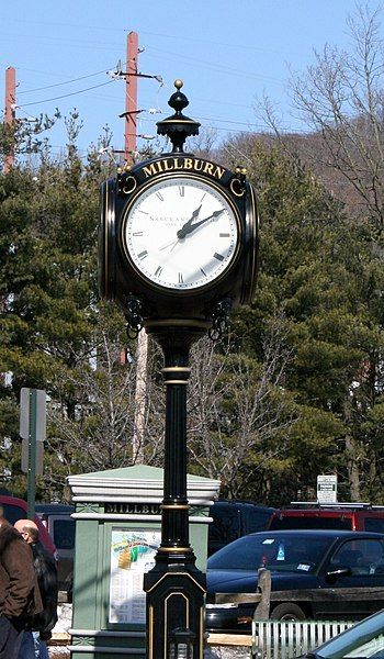 File:Milburn NJ clock.JPG