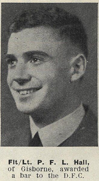 File:Peter Hall, RNZAF.jpg