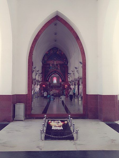 File:Poondi Madha Church.jpg