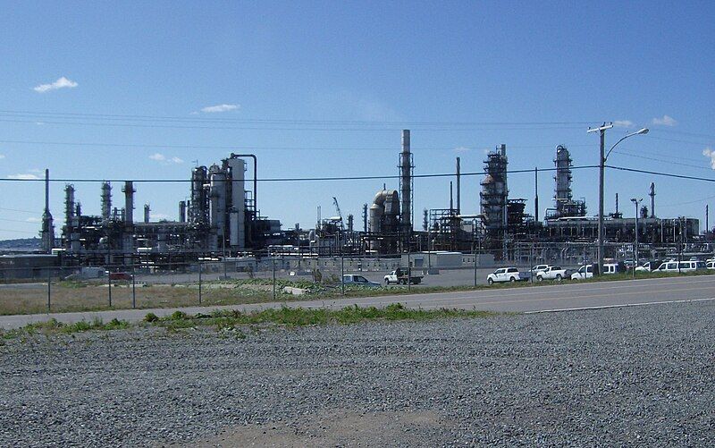 File:Refinery 002.JPG