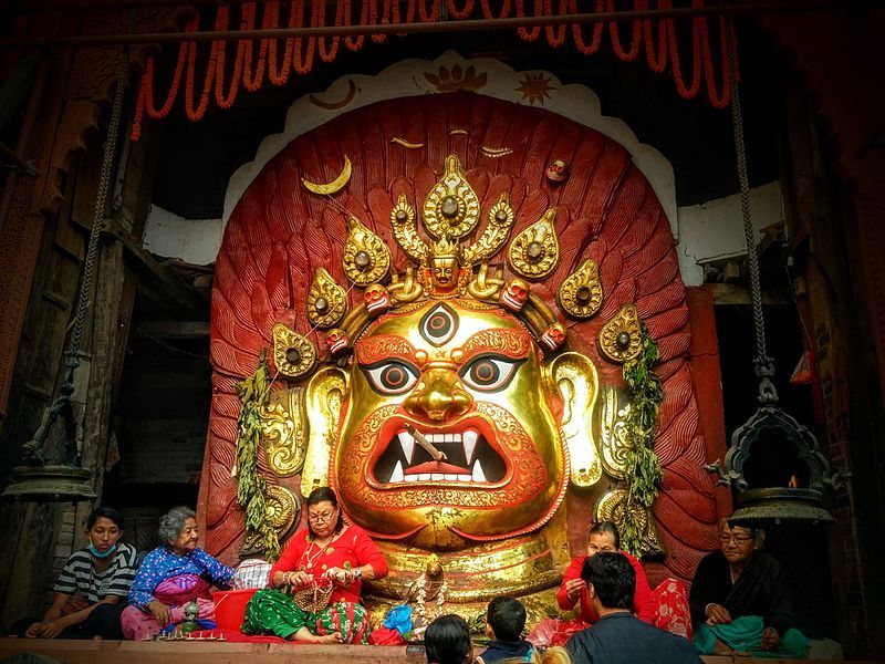 File:Shwet Bhairav (Haatha).jpg