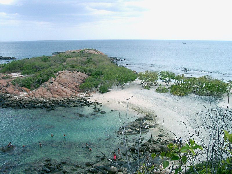 File:Sri Lanka-Trincomalee-Pigeon Island.JPG