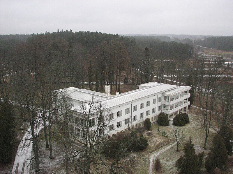 File:Taagepera Castle 24.jpg