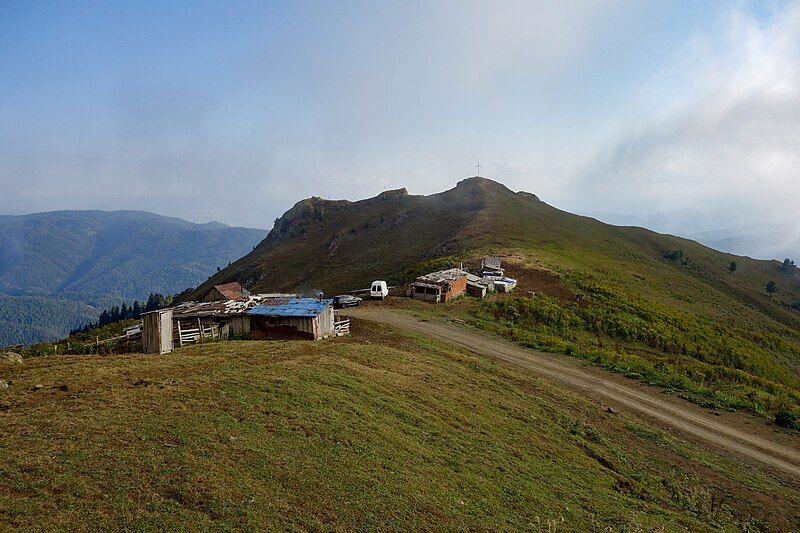 File:Zekari Pass.jpg