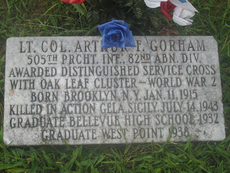 File:Arts Headstone.JPG