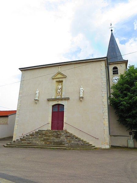 File:Faulx Église Saint-Pierre.jpg