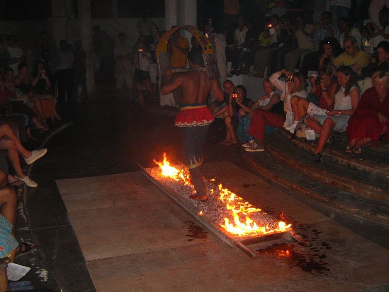 File:Fire Walking (1234969885).jpg