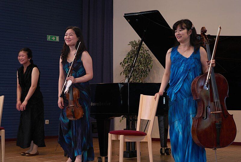 File:Fujita Piano Trio.jpg