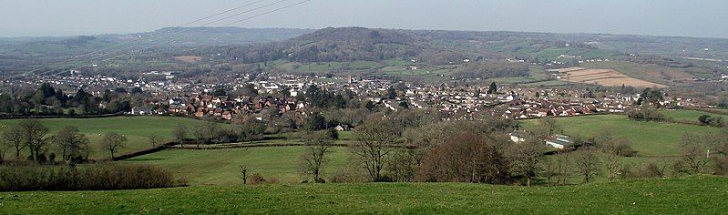 File:Honiton Valley.jpg