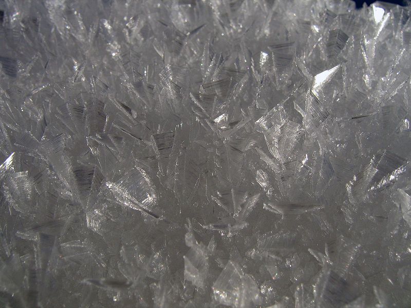 File:Ice crystals.JPG