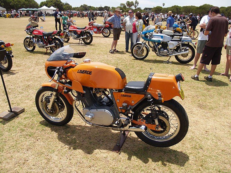 File:Laverda750SFCa.jpg