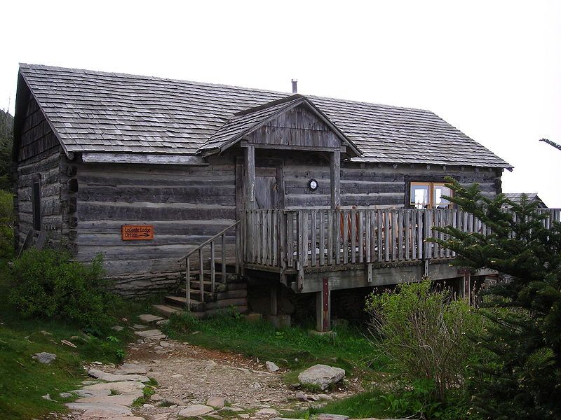 File:LeConte Lodge Office.JPG