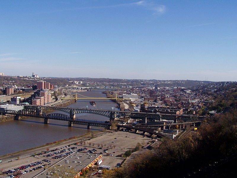 File:Liberty Bridge.jpg