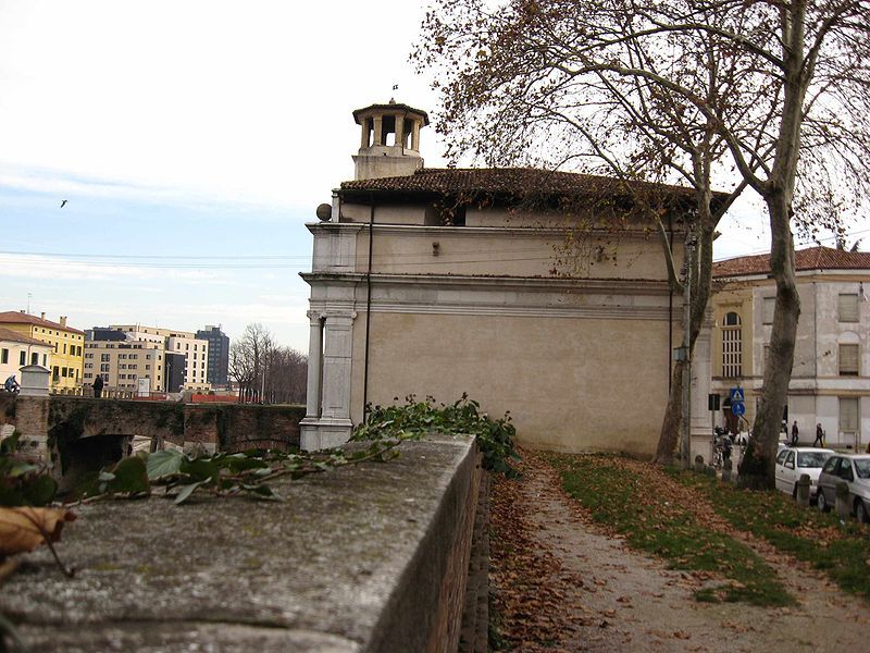 File:Porta-ognis-ovest2.jpg