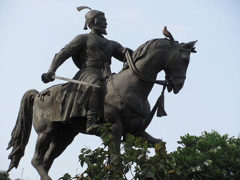 File:Shivaji statue Mumbai.JPG