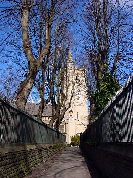 File:Stjameschurch.jpg