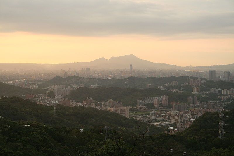 File:TaipeiViewFromMaokong.jpg