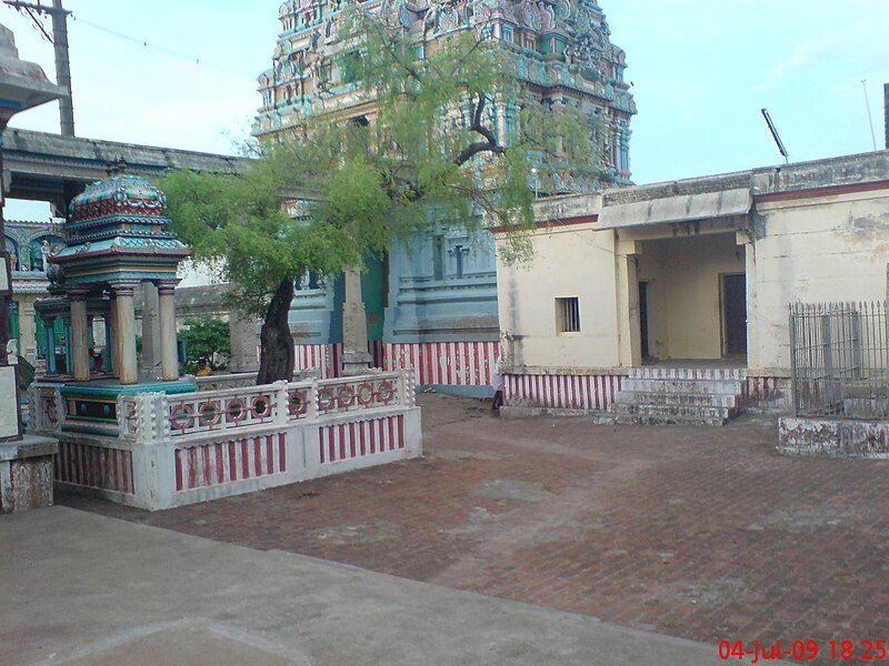 File:Tirumarugal4.jpg