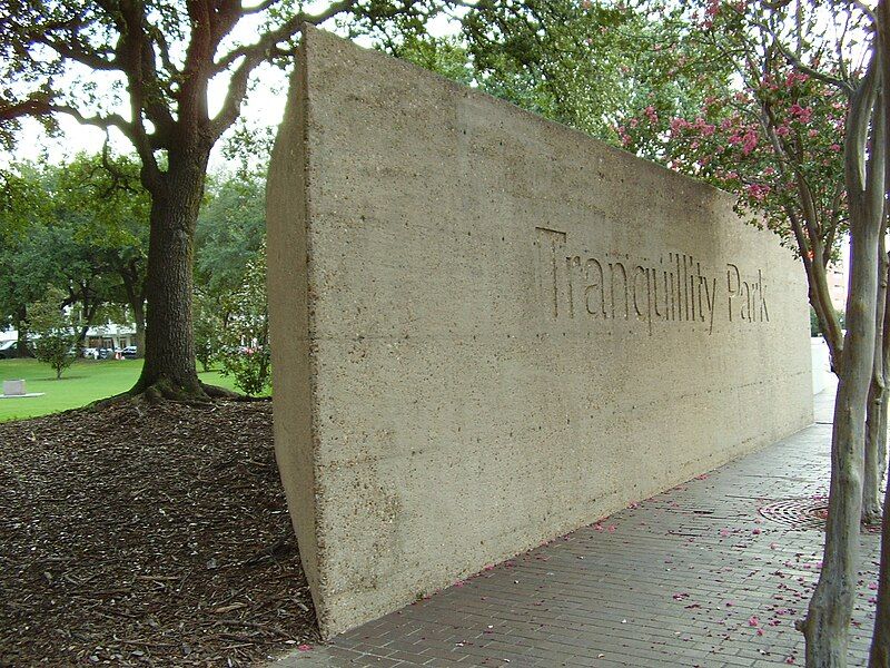 File:TranquilityparkHouston2.JPG