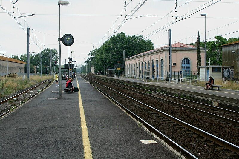 File:Agde - Gare03.jpg