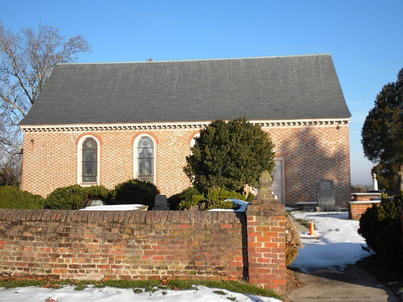 File:BlandfordChurchPetersburg.JPG