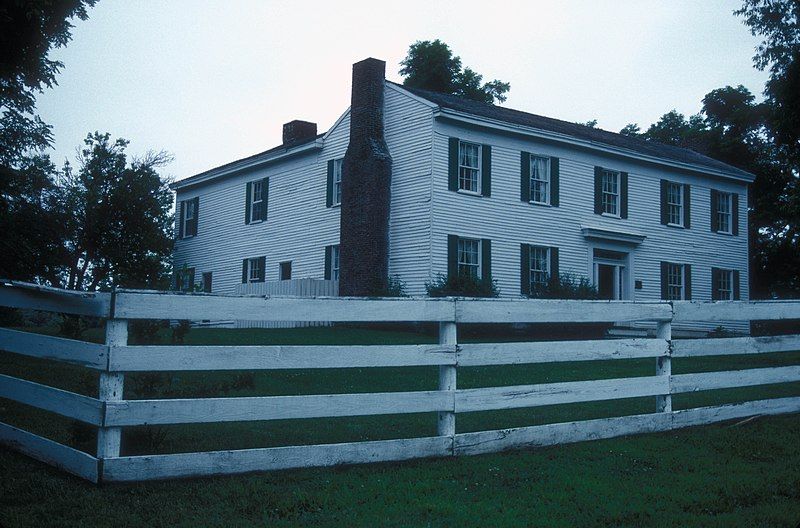 File:CLAYBROOK HOME.jpg