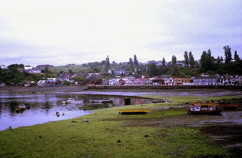 File:Chonchi (Chiloé)15.jpg