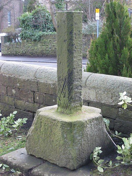 File:Cross Shaft, Penistone.jpg