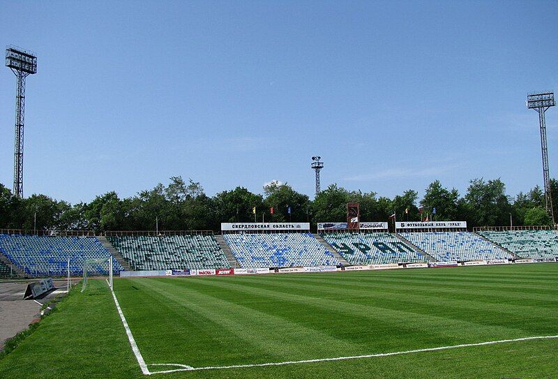 File:Estadio Uralmash.jpg