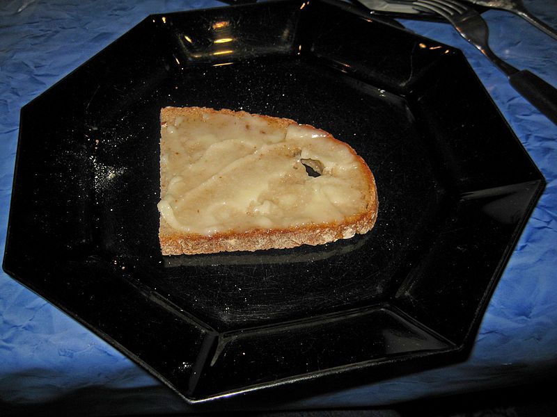 File:Gänsefett-Brot.jpg