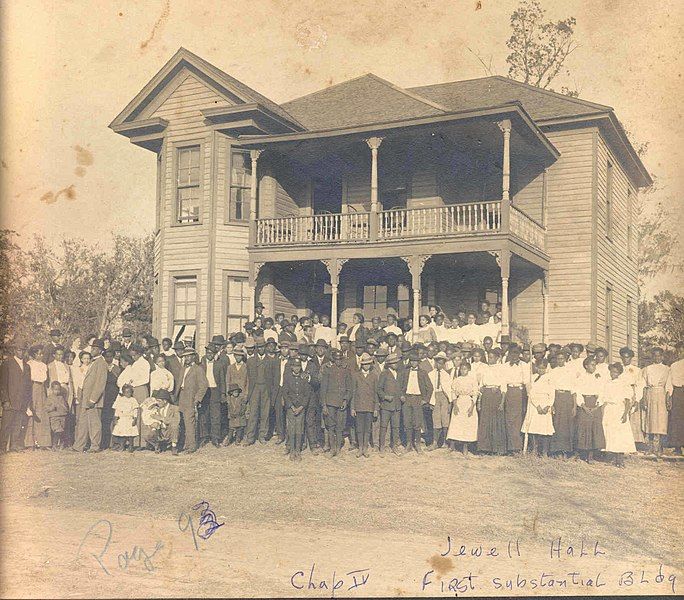 File:Jewett Hall.jpg