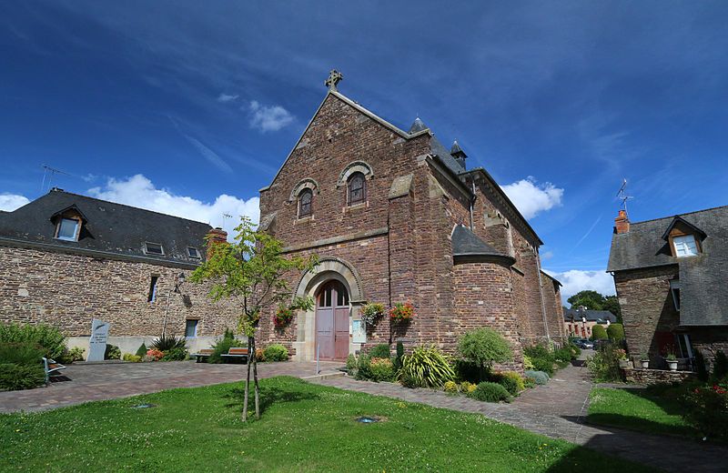 File:Lohéac-eglise1.jpg