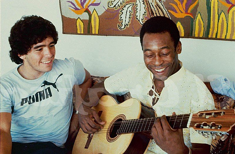 File:Maradona pele elgrafico.jpg