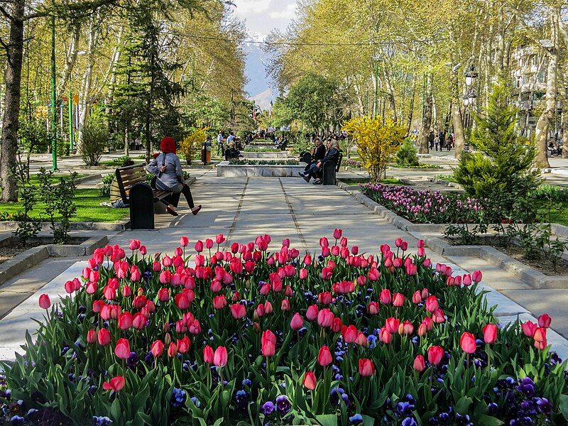 File:Mellat Park Tehran.jpg