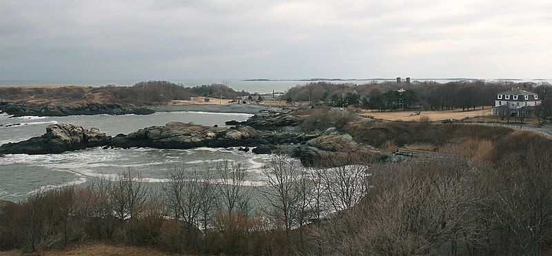 File:Nahant-Rd-FCT-View-S.jpg