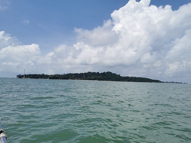 File:Pulau Besar.jpg