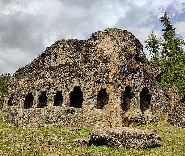 File:Satbaran Caves.jpg