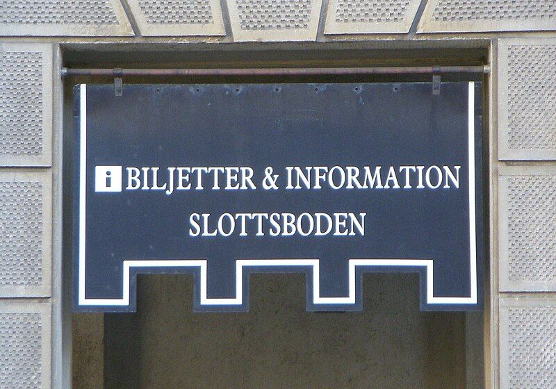 File:Slottsboden 2011b.jpg