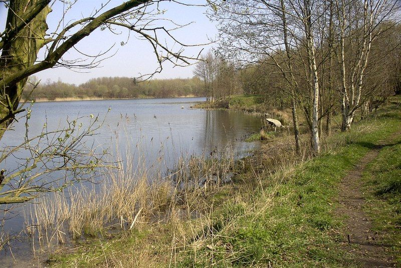 File:Stoteler see.JPG