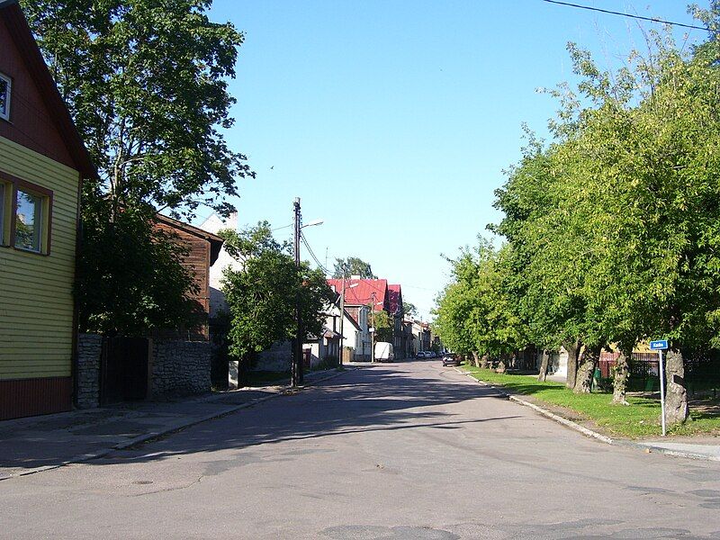 File:Tallinn Kauba street.jpg