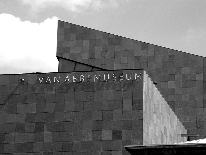 File:VanAbbe nieuwbouw.jpg