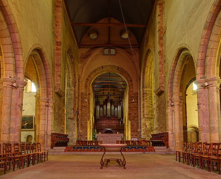 File:2012-05-29 12-05-02-Notre-Dame-en-Saint-Melaine.jpg