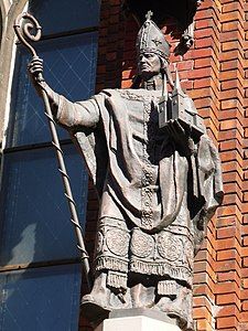 Bishop of Riga Albert von Buxhoeveden (statue by Karl Hans Bernewitz)