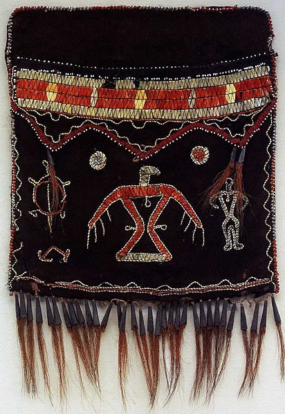 File:Anishinaabe shoulder bag.jpg