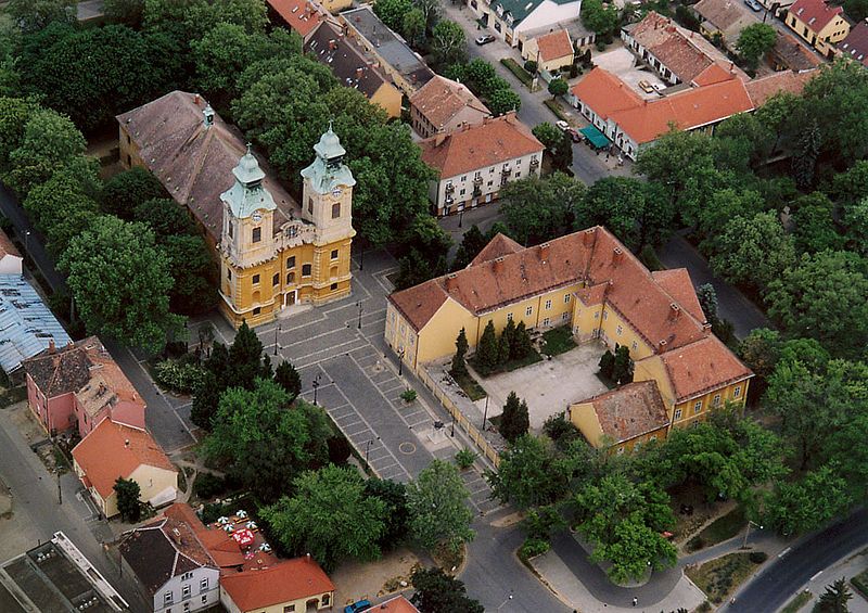 File:Celldömölk - Temple.jpg