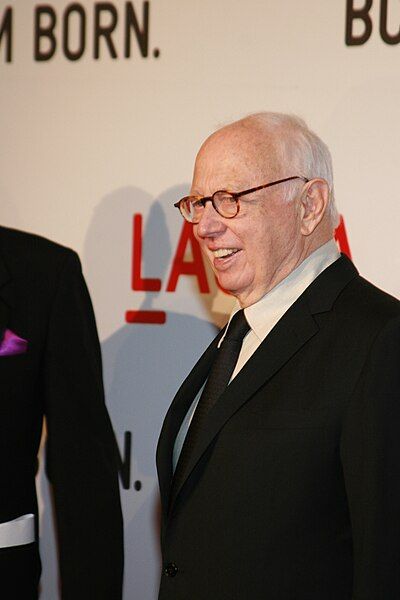 File:Ellsworth Kelly.jpg