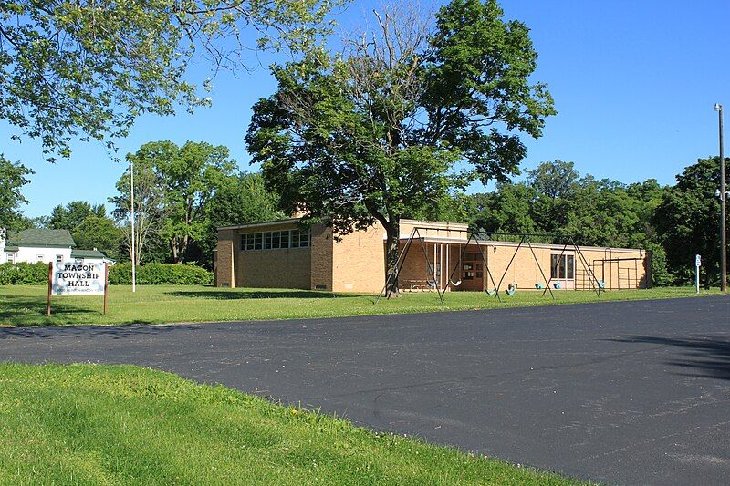 File:Macon Township Hall.JPG